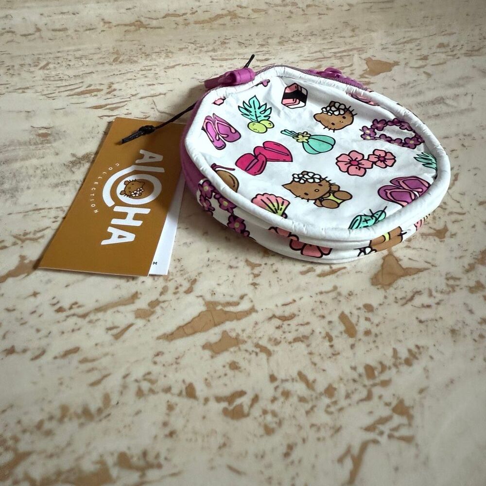 Aloha collection c Hello Kitty lil cutie Hello Kitty icons print. Hawaii exclusi - Picture 8 of 11